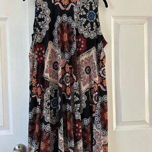 Elegant Black and Red Patterned Dress